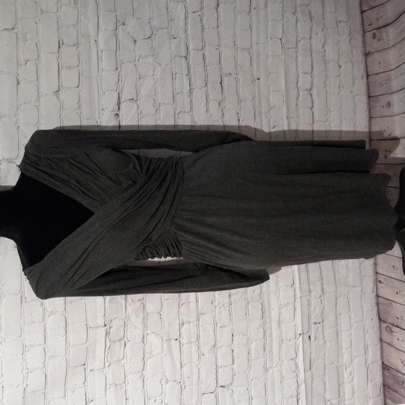MAX STUDIO gray flattering stretch dress, size medium - Picture 1 of 6